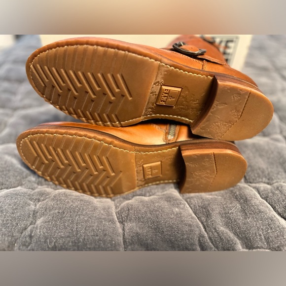 NEW Frye Veronica 6” Shortie Boots - Whiskey - size 9 - Picture 4 of 5